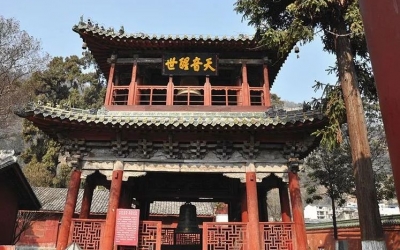 中國“最奢侈”的寺廟，全寺用楠木建成，共雕刻有9999條龍